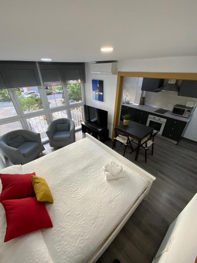Reyna Apartamentos Málaga Exterior foto