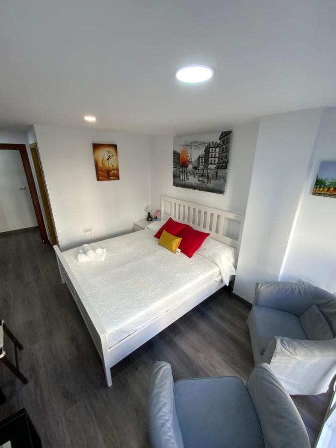 Reyna Apartamentos Málaga Exterior foto